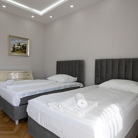 Charming 2-Room Apartment With Balcony, 15 Min To Center Viena Exterior foto