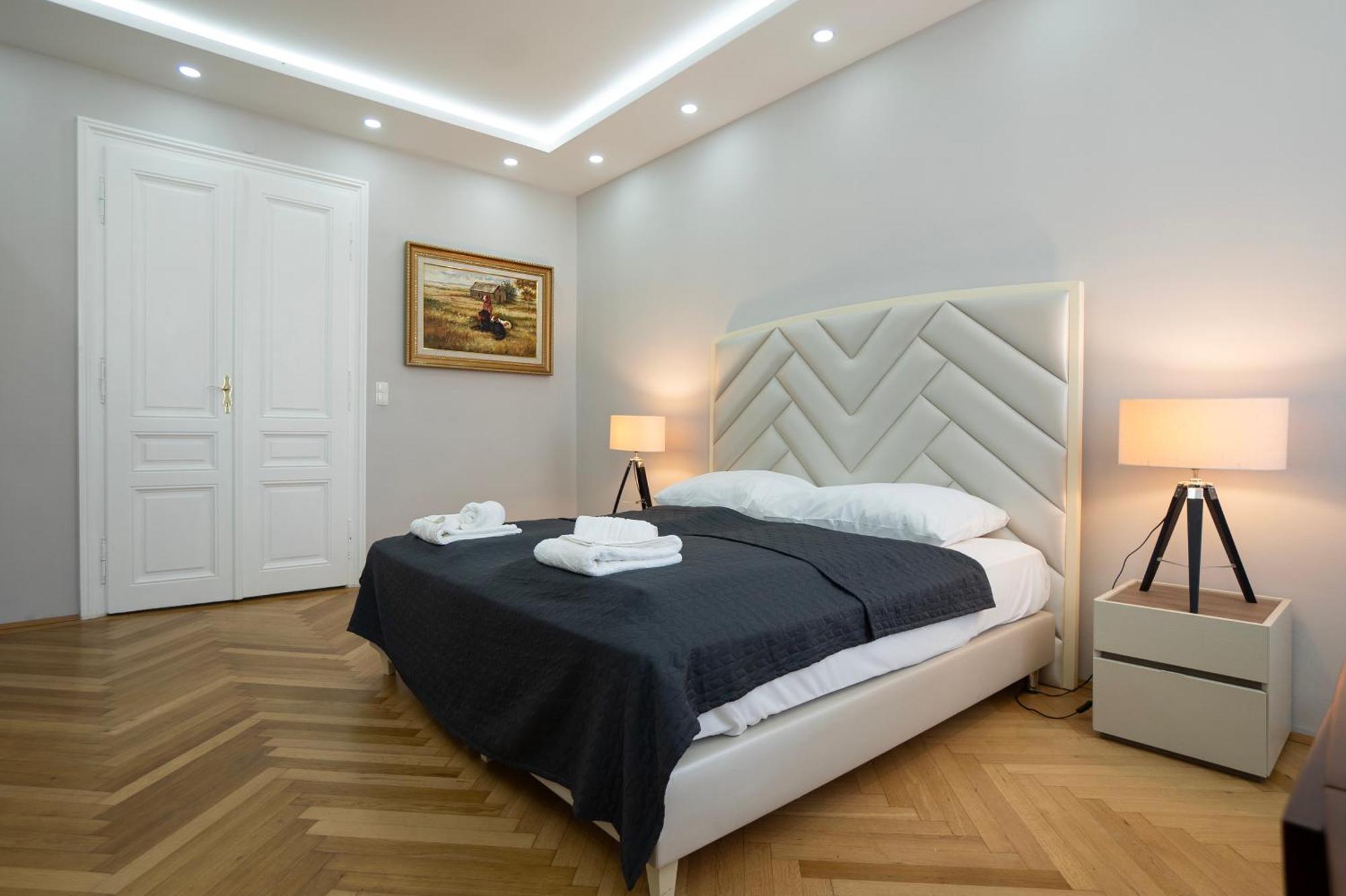 Charming 2-Room Apartment With Balcony, 15 Min To Center Viena Exterior foto