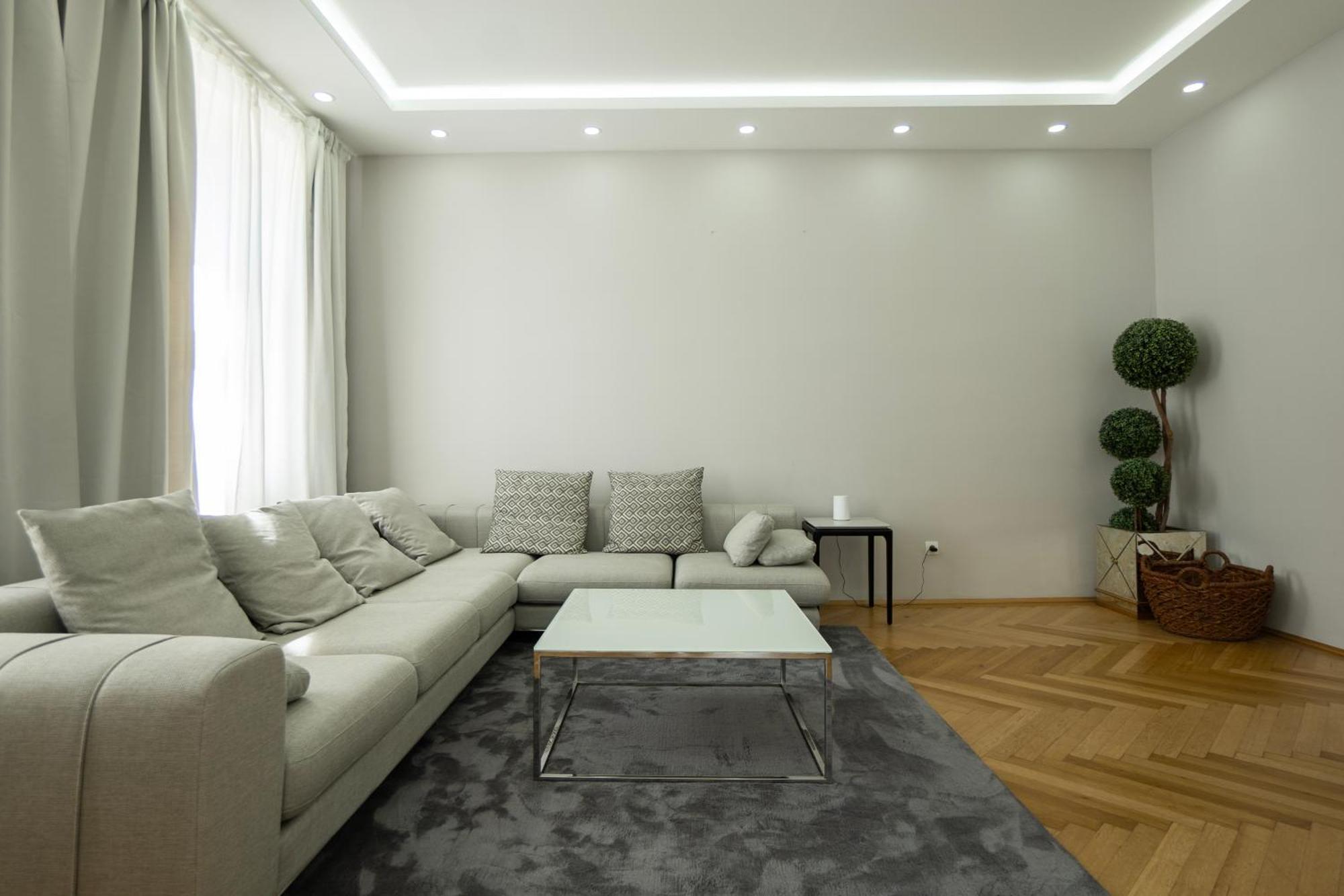 Charming 2-Room Apartment With Balcony, 15 Min To Center Viena Exterior foto