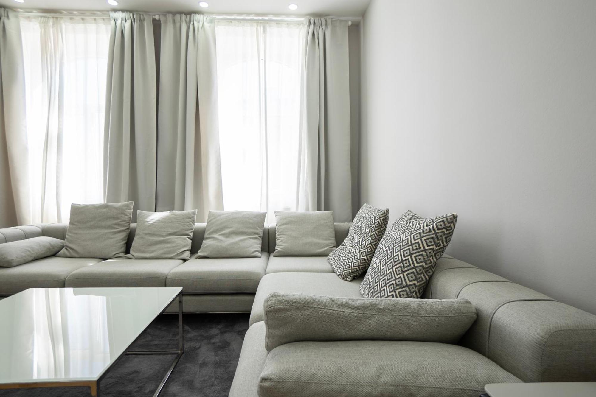 Charming 2-Room Apartment With Balcony, 15 Min To Center Viena Exterior foto